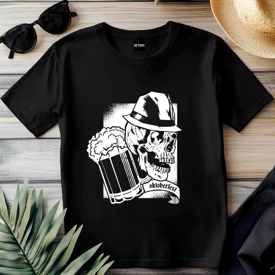 Modern Oktoberfest Shirt, Trendy Bavarian Tee for Women, Edgy Beer Festival Top, Alternative Dirndl T-Shirt, Munich Part