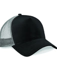 Snapback trucker