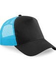 Snapback trucker