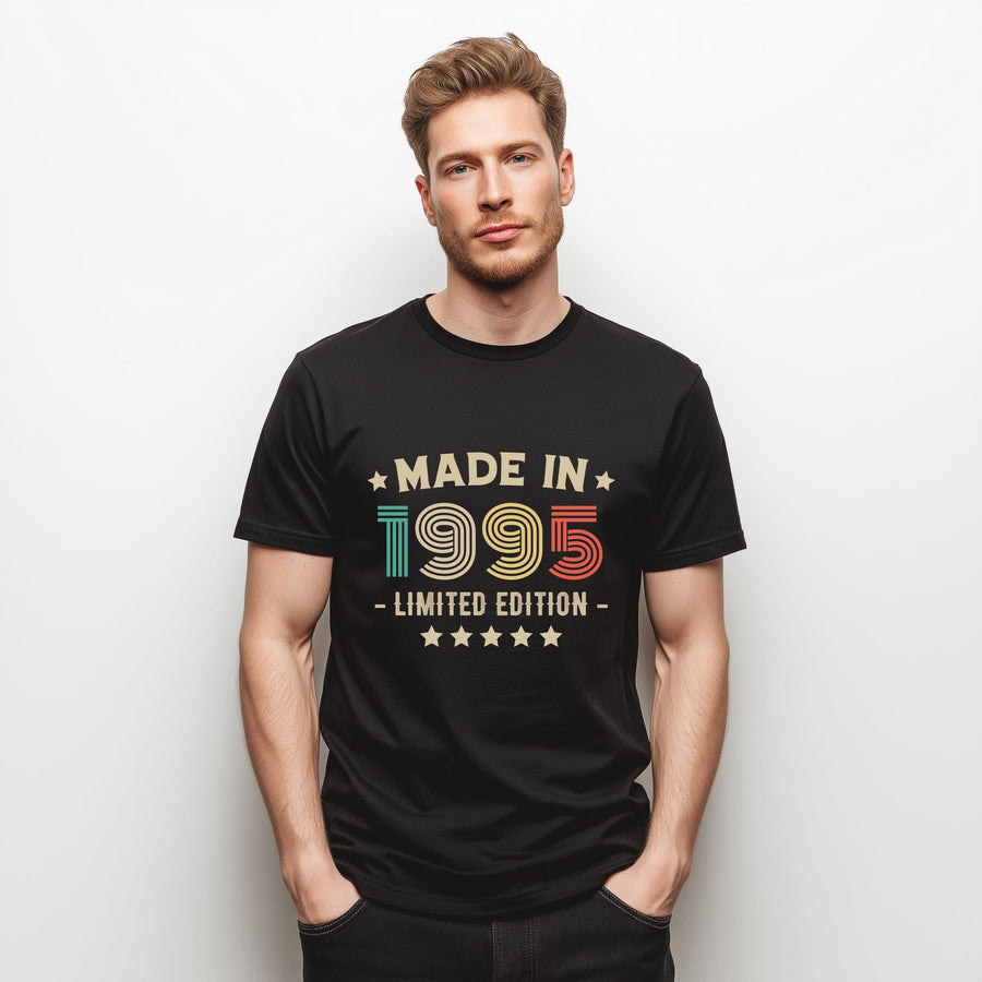 1995 31st Birthday T-Shirt | Funny 31st Gifts for Dad, Gifts for Him and Her | Classic 31st T-Shirt for Men and Women