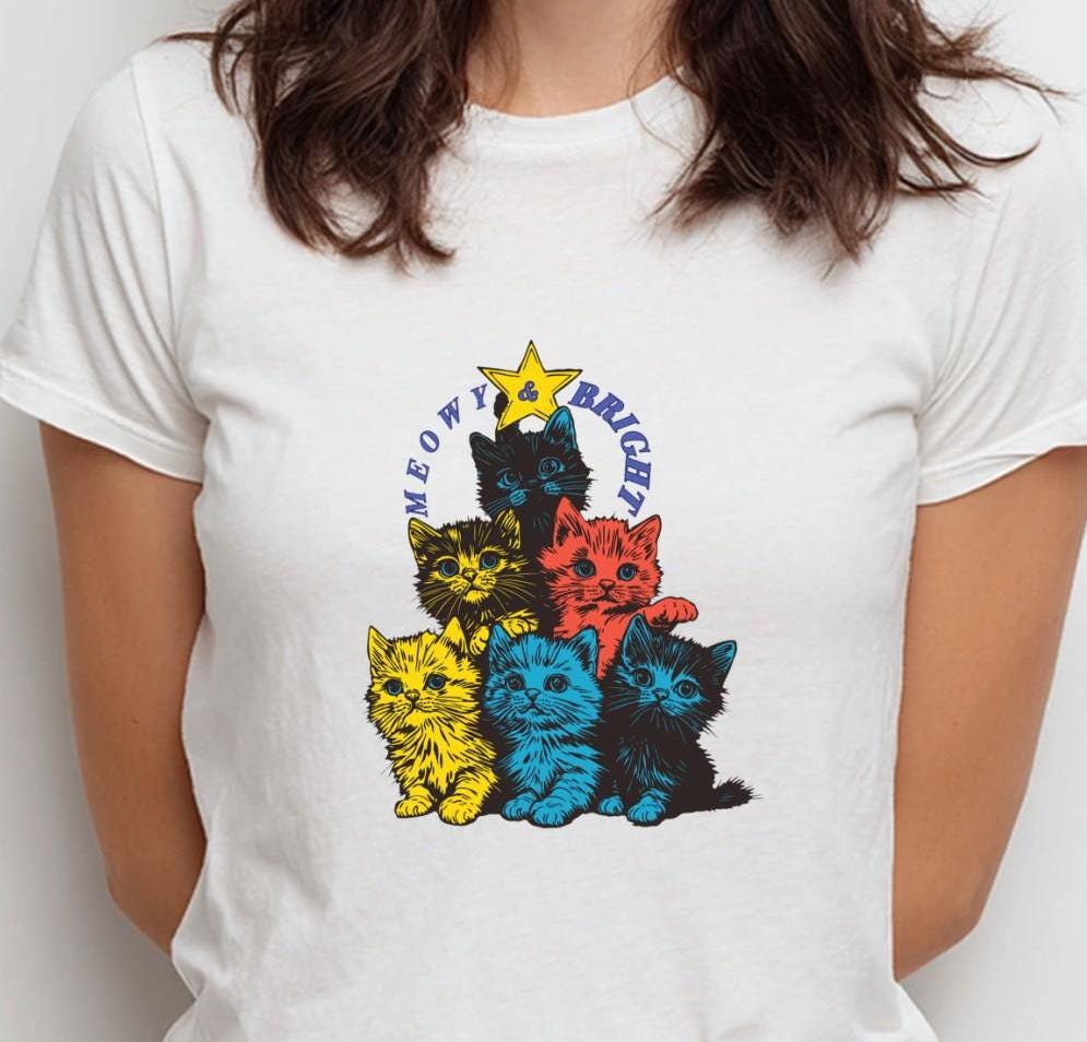 Meowy Catmas Shirt – Cute Cat Christmas Tree Tee, Merry Catmas Gift for Cat Lovers, Holiday Cat Mum T-Shirt, Funny Xmas Cat Lover Top