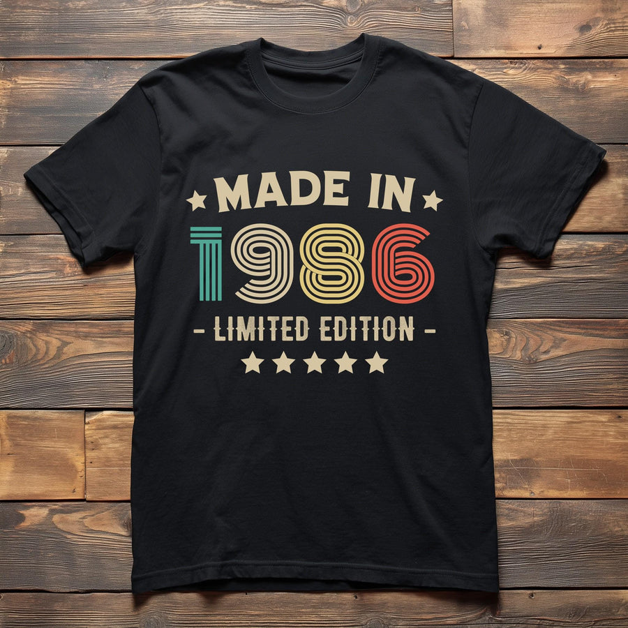 1986 40th Birthday T-Shirt | Funny 40th Gifts for Him and Her | Classic Birthday Shirt for Men and Women
