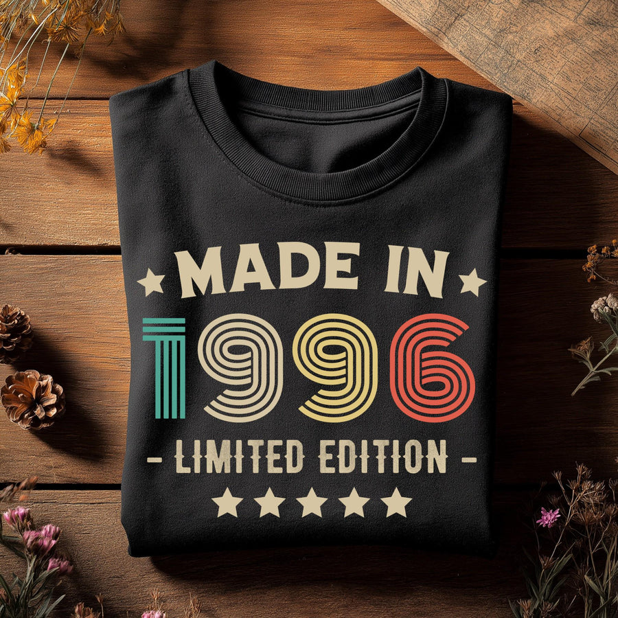 1996 30th Birthday T-Shirt | Funny 30th Gifts for Him and Her | Classic Birthday Shirt for Men and Women