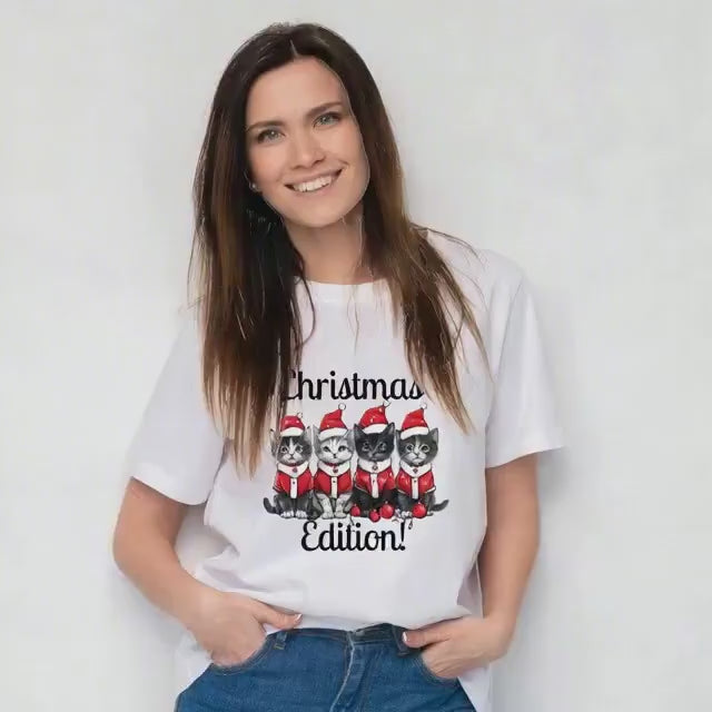 Cat Christmas Shirt – Meowy Christmas Cat Lover T-Shirt, Cute Cat Mom Xmas Gift, Holiday Catmas T-shirt, Festive Christm